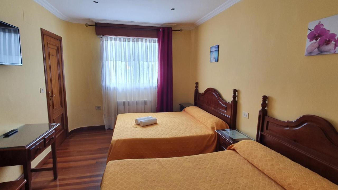 Pension Residencia Buenos Aires Vigo Luaran gambar