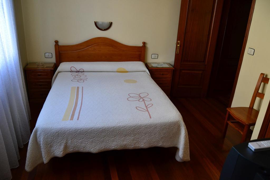 Pension Residencia Buenos Aires Vigo Luaran gambar