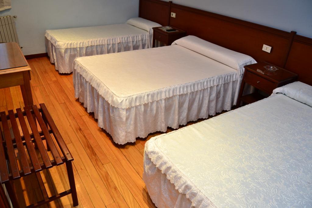 Pension Residencia Buenos Aires Vigo Luaran gambar