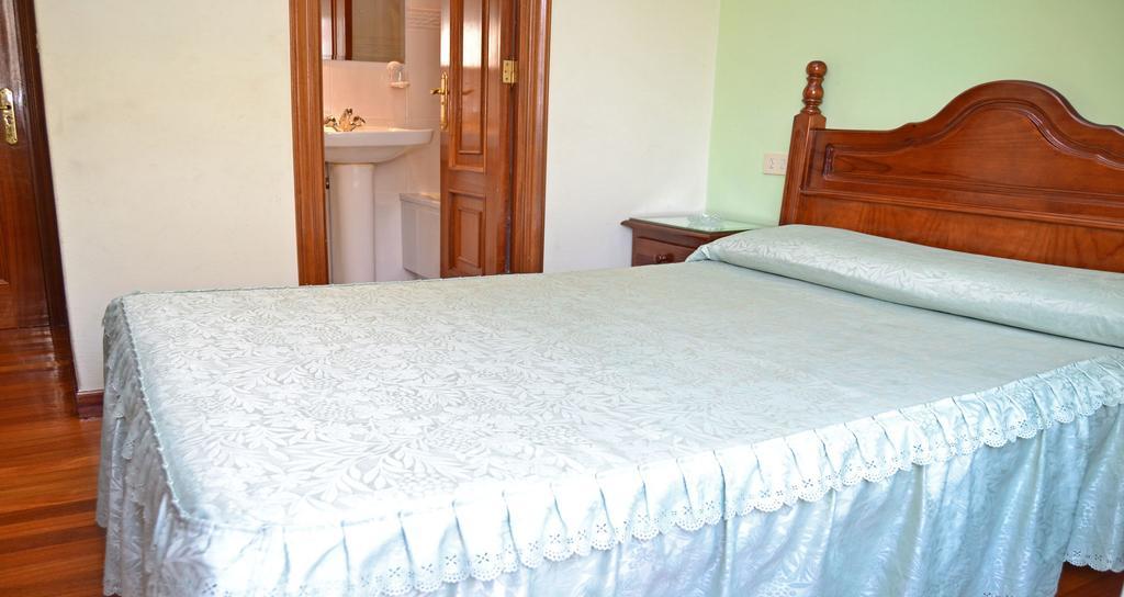 Pension Residencia Buenos Aires Vigo Luaran gambar