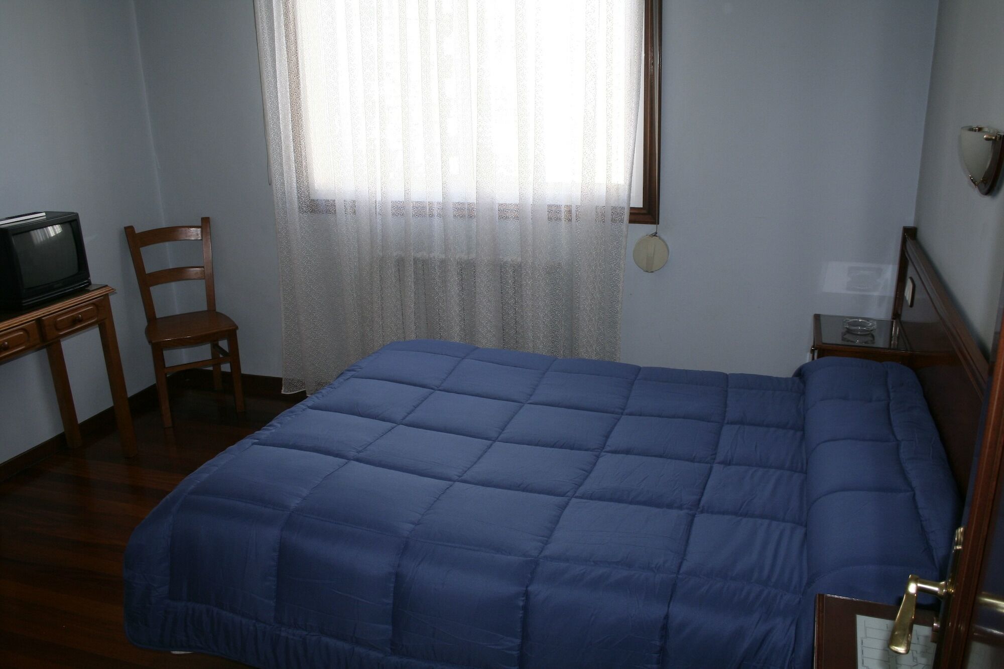 Pension Residencia Buenos Aires Vigo Luaran gambar
