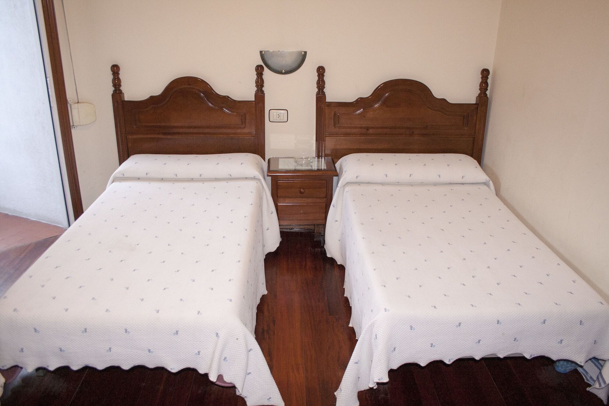 Pension Residencia Buenos Aires Vigo Luaran gambar